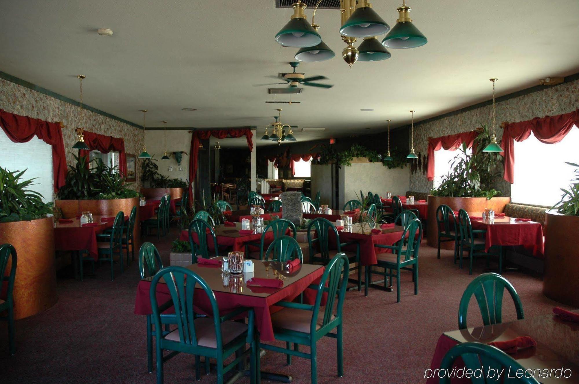 Mountain Ranch Resort At Beacon Hill Williams Restoran gambar