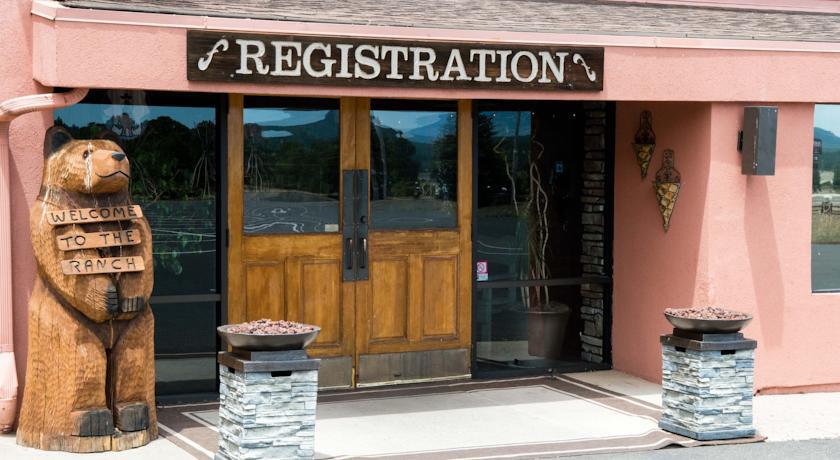 Mountain Ranch Resort At Beacon Hill Williams Luaran gambar